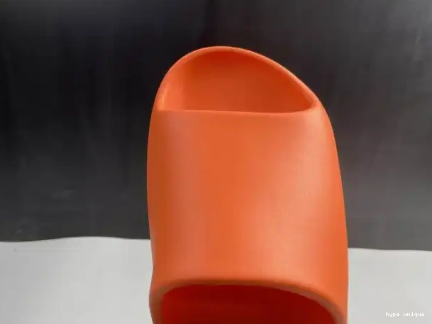 hype FY7497 Orange Adidas Yeezy Slide 0328